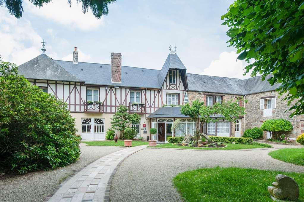 Hotel Le Manoir Du Lys, The Originals Relais Bagnoles de l'Orne Normandie Exteriér fotografie